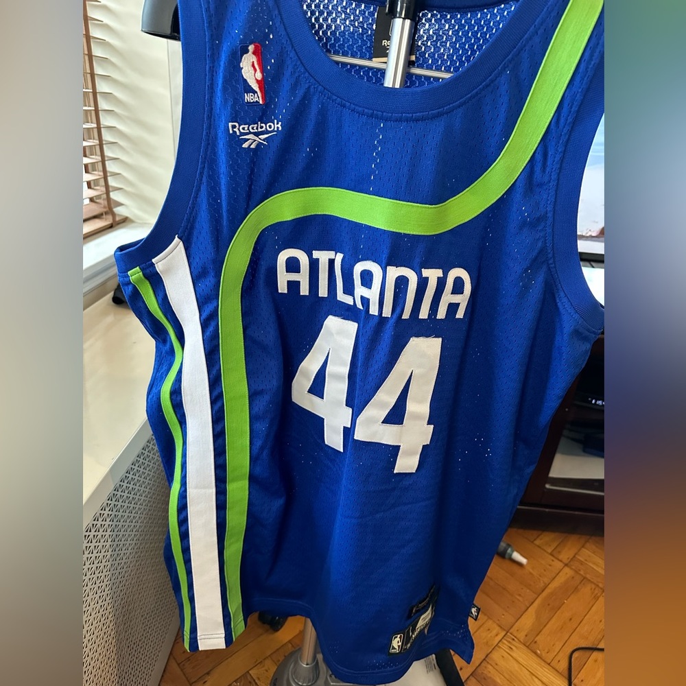 COPY - Reebok Hardwood Classics “Pistol” Pete Maravich No 44 Atlanta Hawks (Lg)…